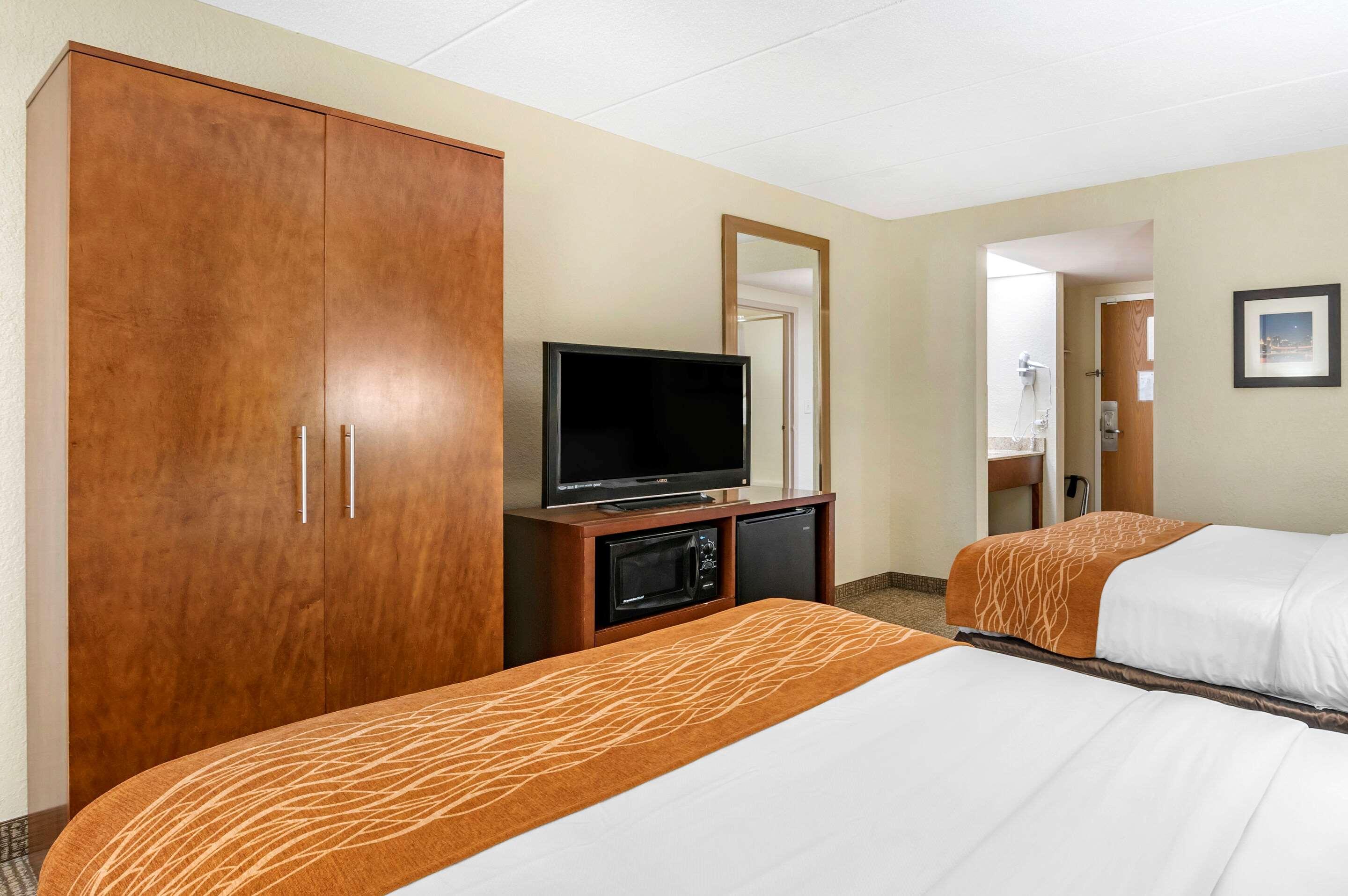 Comfort Inn Northeast Мейсон Екстер'єр фото