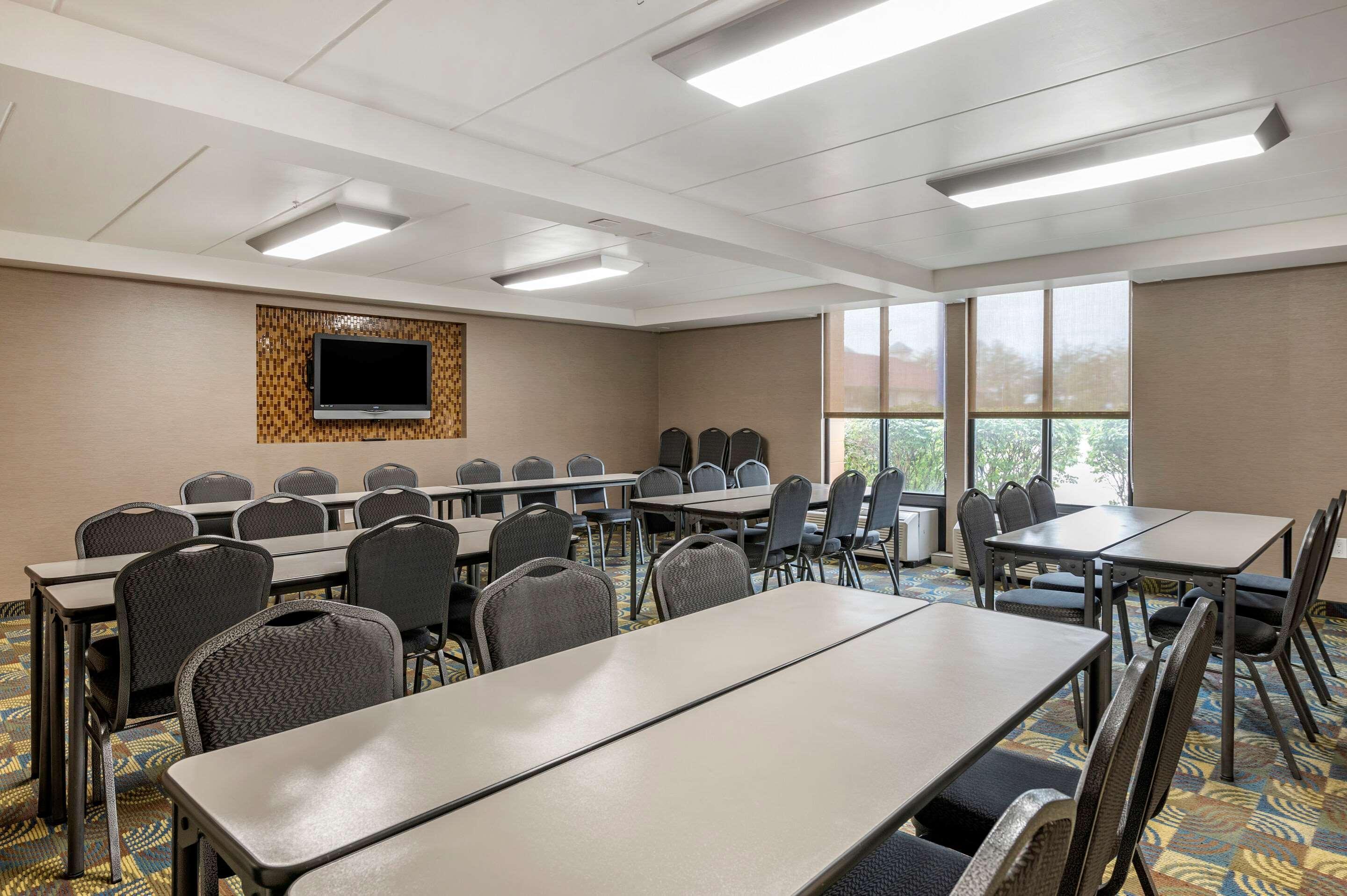 Comfort Inn Northeast Мейсон Екстер'єр фото