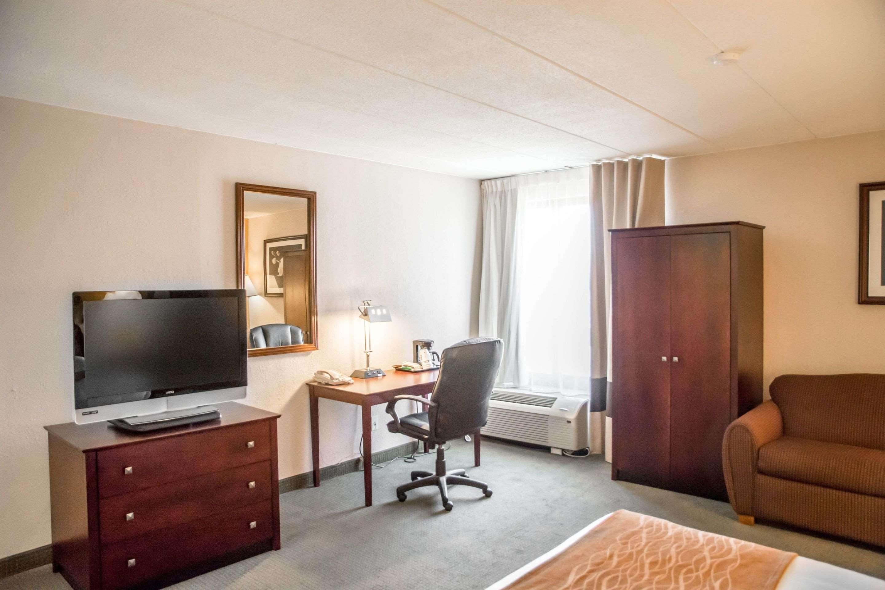Comfort Inn Northeast Мейсон Екстер'єр фото