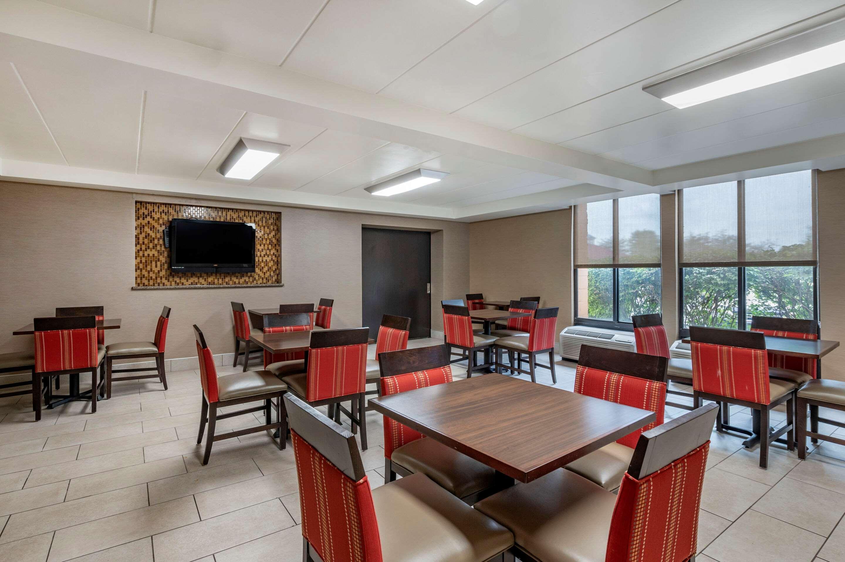Comfort Inn Northeast Мейсон Екстер'єр фото